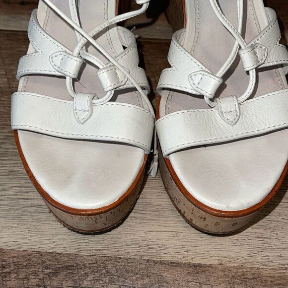 Frye Womens Heather Lace Up Tassel Cork Wedge Gladiator Sandals White Tan Size 6 - Picture 10 of 11